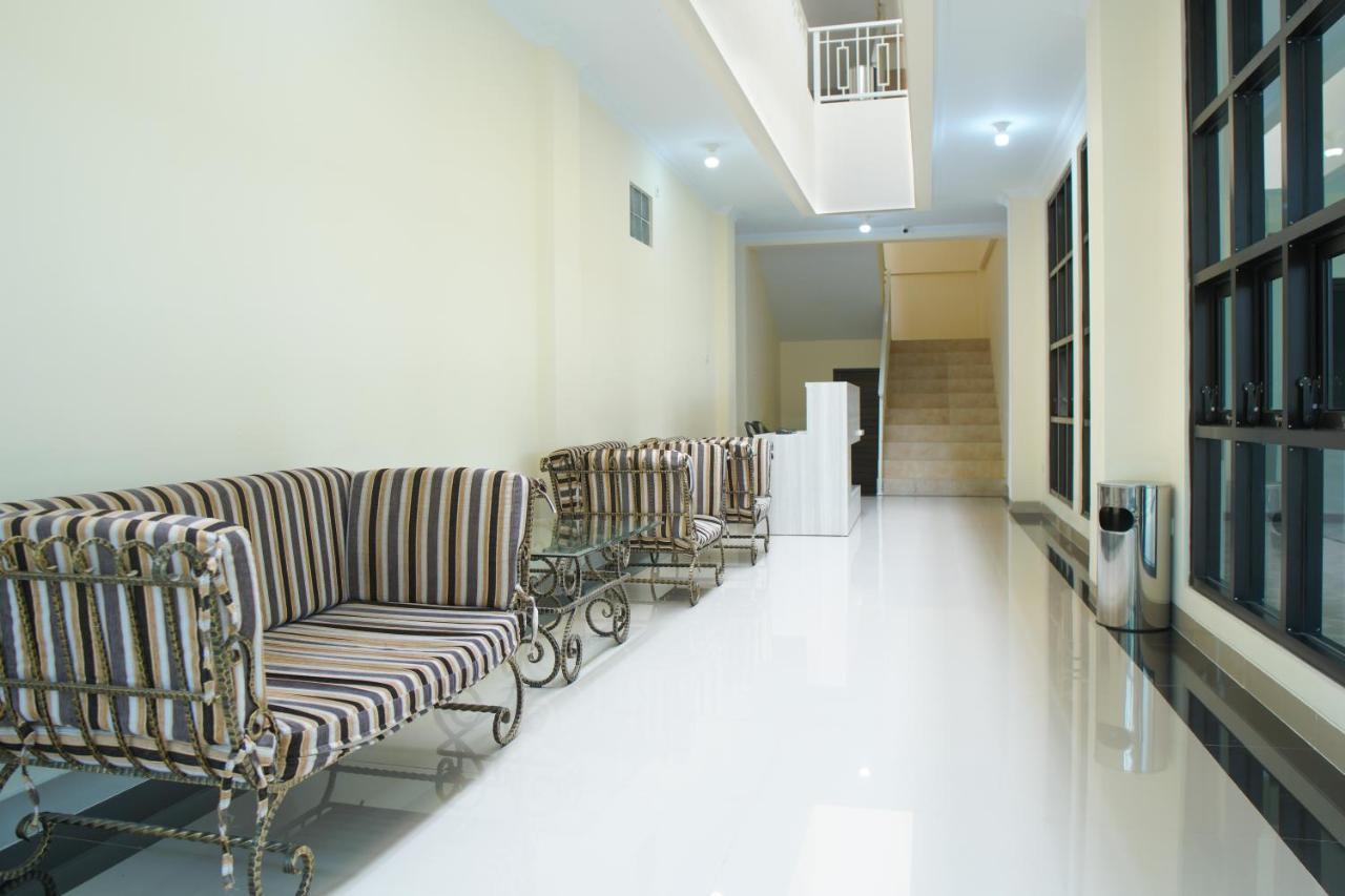 Kost Eksklusif Teduh Hostel Salakan Exterior photo